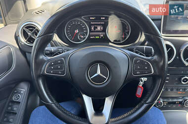 Хетчбек Mercedes-Benz B-Class 2015 в 