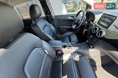 Хетчбек Mercedes-Benz B-Class 2015 в 