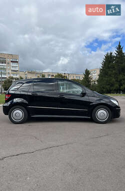 Хэтчбек Mercedes-Benz B-Class 2006 в 