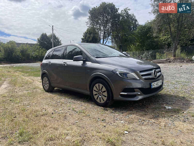 Mercedes-Benz B-Class 2017