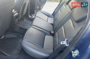 Хэтчбек Mercedes-Benz B-Class 2009 в 