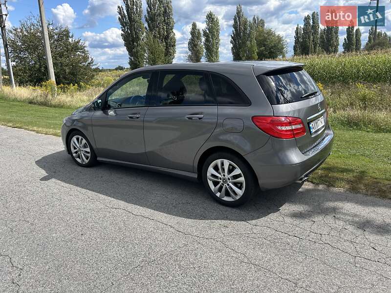 Хетчбек Mercedes-Benz B-Class 2014 в Глевасі