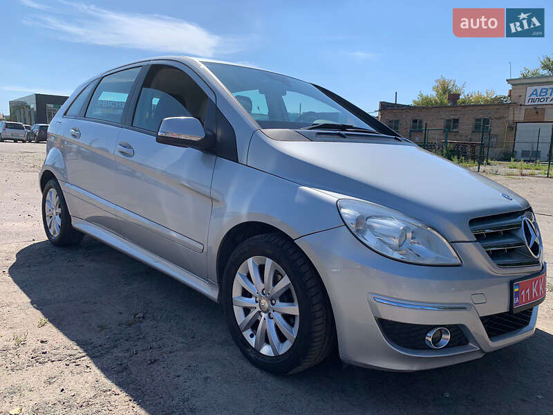 Mercedes-Benz B-Class 2010