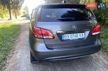 Хэтчбек Mercedes-Benz B-Class 2015 в 