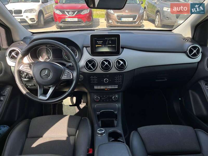 Хэтчбек Mercedes-Benz B-Class 2017 в Львове