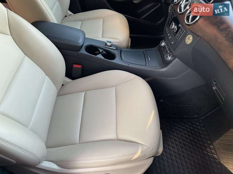 Хэтчбек Mercedes-Benz B-Class 2014 в Одессе фото 15 Хэтчбек Mercedes-Benz B-Class 2014 в Одессе