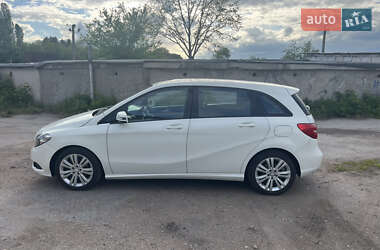 Хэтчбек Mercedes-Benz B-Class 2014 в 