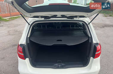 Хэтчбек Mercedes-Benz B-Class 2014 в 