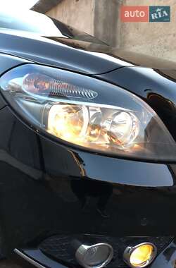 Хэтчбек Mercedes-Benz B-Class 2013 в 