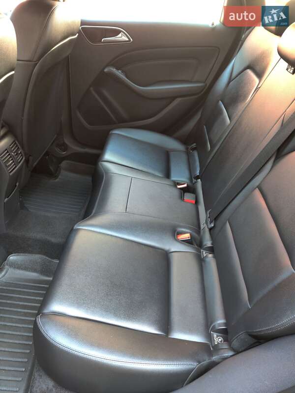 Хэтчбек Mercedes-Benz B-Class 2013 в Черновцах