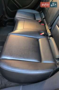 Хэтчбек Mercedes-Benz B-Class 2013 в 