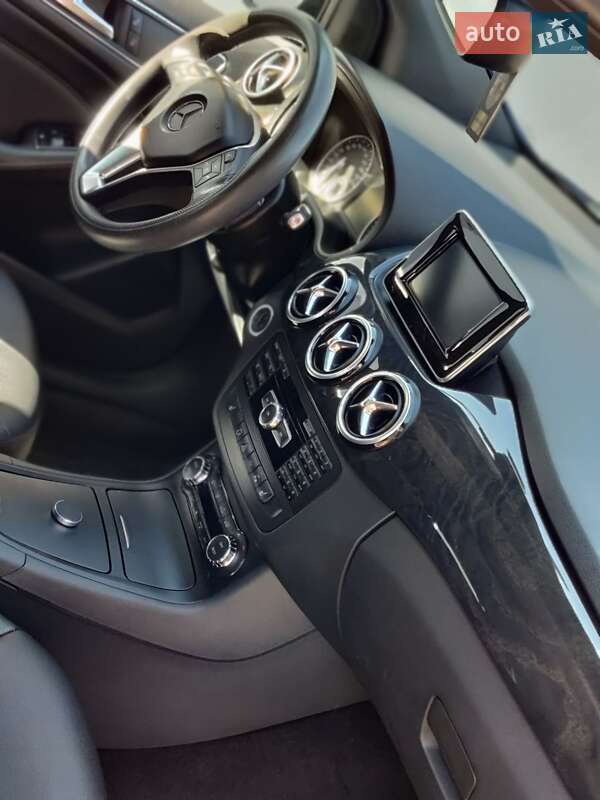 Хэтчбек Mercedes-Benz B-Class 2013 в Черновцах