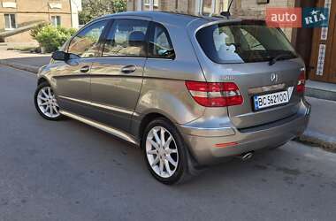 Хэтчбек Mercedes-Benz B-Class 2008 в 