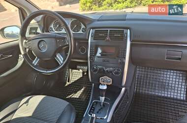 Хэтчбек Mercedes-Benz B-Class 2008 в 