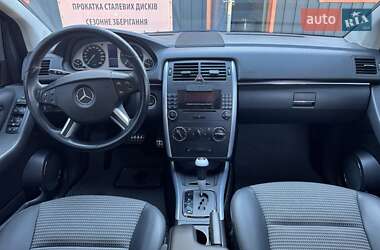 Хэтчбек Mercedes-Benz B-Class 2008 в 