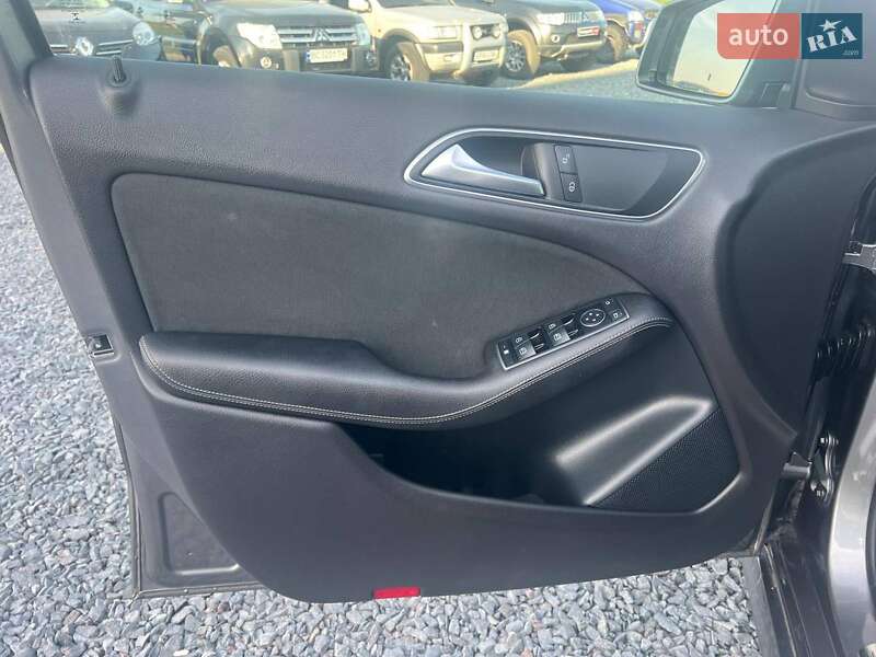 Хетчбек Mercedes-Benz B-Class 2015 в Львові