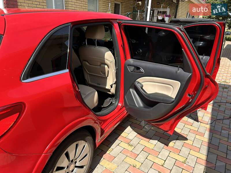 Хэтчбек Mercedes-Benz B-Class 2015 в Черкассах фото 8 Хэтчбек Mercedes-Benz B-Class 2015 в Черкассах