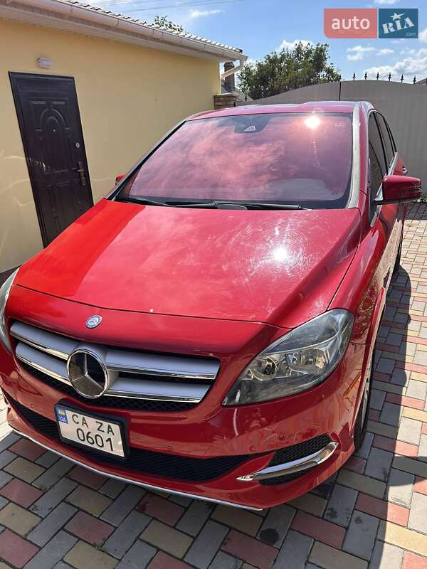 Хэтчбек Mercedes-Benz B-Class 2015 в Черкассах фото 14 Хэтчбек Mercedes-Benz B-Class 2015 в Черкассах