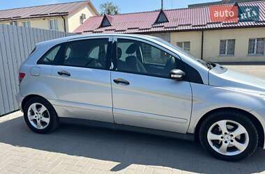 Хэтчбек Mercedes-Benz B-Class 2005 в 