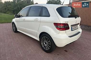 Хэтчбек Mercedes-Benz B-Class 2008 в 