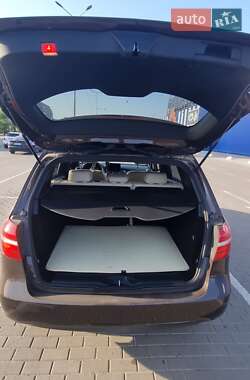 Хэтчбек Mercedes-Benz B-Class 2016 в 