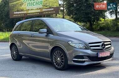 Хэтчбек Mercedes-Benz B-Class 2016 в 