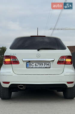 Хэтчбек Mercedes-Benz B-Class 2011 в 