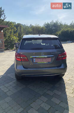 Хэтчбек Mercedes-Benz B-Class 2014 в 