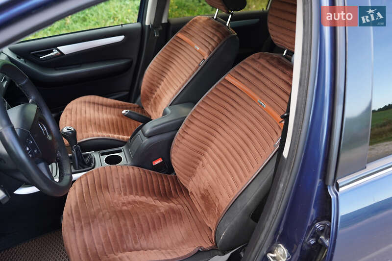 Хетчбек Mercedes-Benz B-Class 2006 в Івано-Франківську фото 34 Хетчбек Mercedes-Benz B-Class 2006 в Івано-Франківську