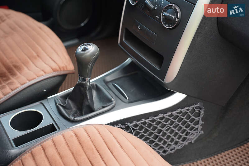 Хетчбек Mercedes-Benz B-Class 2006 в Івано-Франківську фото 45 Хетчбек Mercedes-Benz B-Class 2006 в Івано-Франківську