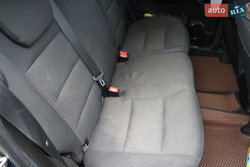 Хетчбек Mercedes-Benz B-Class 2006 в Івано-Франківську фото 50 Хетчбек Mercedes-Benz B-Class 2006 в Івано-Франківську