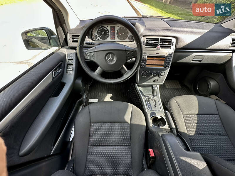 Хэтчбек Mercedes-Benz B-Class 2011 в Киеве фото 14 Хэтчбек Mercedes-Benz B-Class 2011 в Киеве