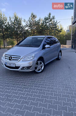 Хэтчбек Mercedes-Benz B-Class 2008 в 