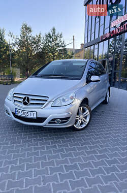 Хэтчбек Mercedes-Benz B-Class 2008 в 