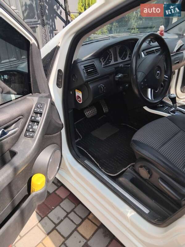Хетчбек Mercedes-Benz B-Class 2008 в Великому Дальнику фото 8 Хетчбек Mercedes-Benz B-Class 2008 в Великому Дальнику