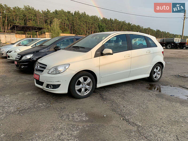 Хэтчбек Mercedes-Benz B-Class 2010 в Киеве