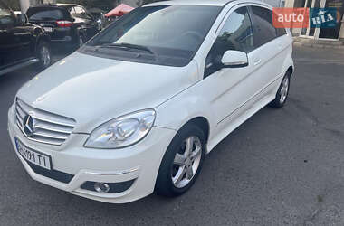 Хэтчбек Mercedes-Benz B-Class 2008 в 