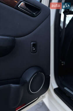 Хэтчбек Mercedes-Benz B-Class 2011 в 