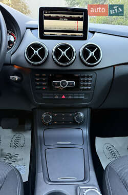 Хэтчбек Mercedes-Benz B-Class 2013 в 