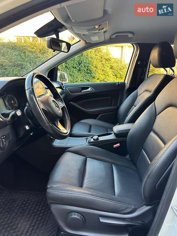 Хэтчбек Mercedes-Benz B-Class 2017 в Луцке