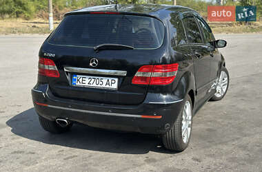 Хэтчбек Mercedes-Benz B-Class 2005 в 