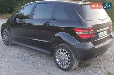Хэтчбек Mercedes-Benz B-Class 2008 в 