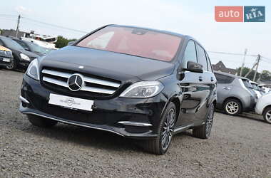 Хэтчбек Mercedes-Benz B-Class 2015 в 