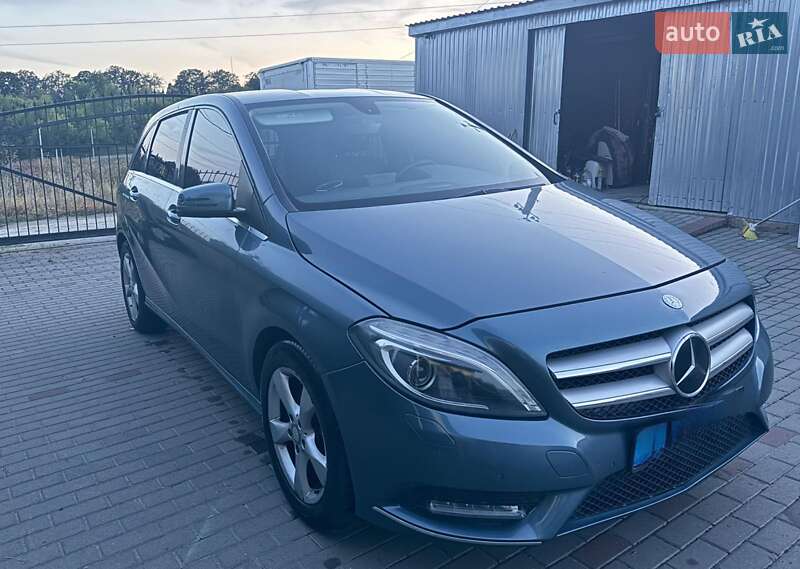 Хэтчбек Mercedes-Benz B-Class 2014 в Хмельницком