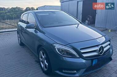 Хетчбек Mercedes-Benz B-Class 2014 в 