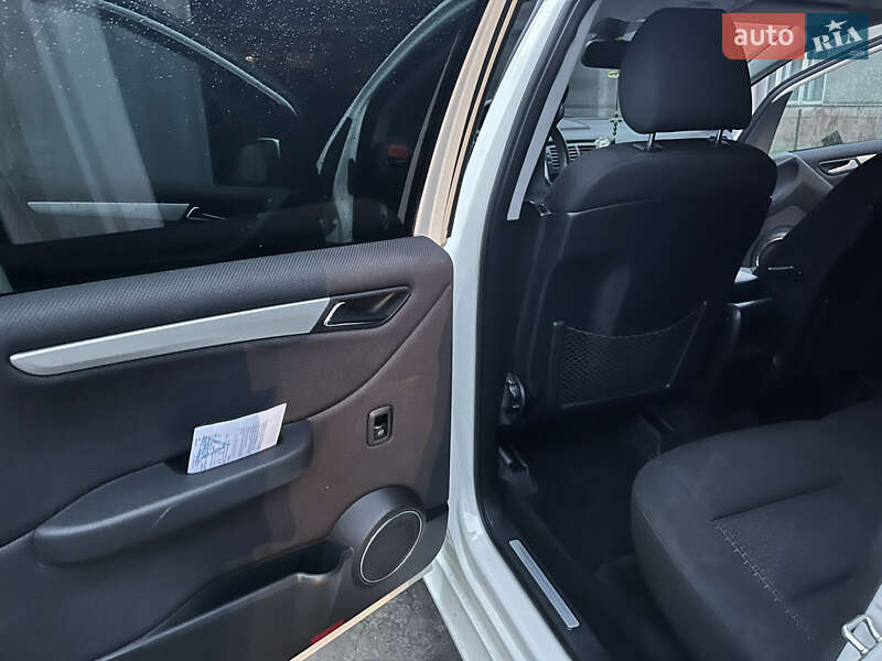 Хэтчбек Mercedes-Benz B-Class 2011 в Львове