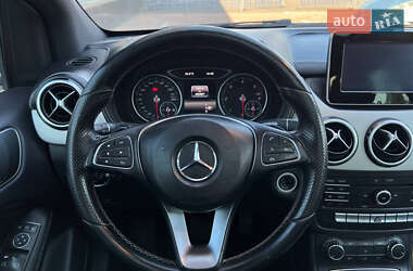 Хэтчбек Mercedes-Benz B-Class 2015 в 