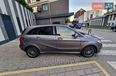 Хэтчбек Mercedes-Benz B-Class 2015 в 