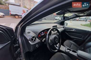 Хэтчбек Mercedes-Benz B-Class 2015 в 