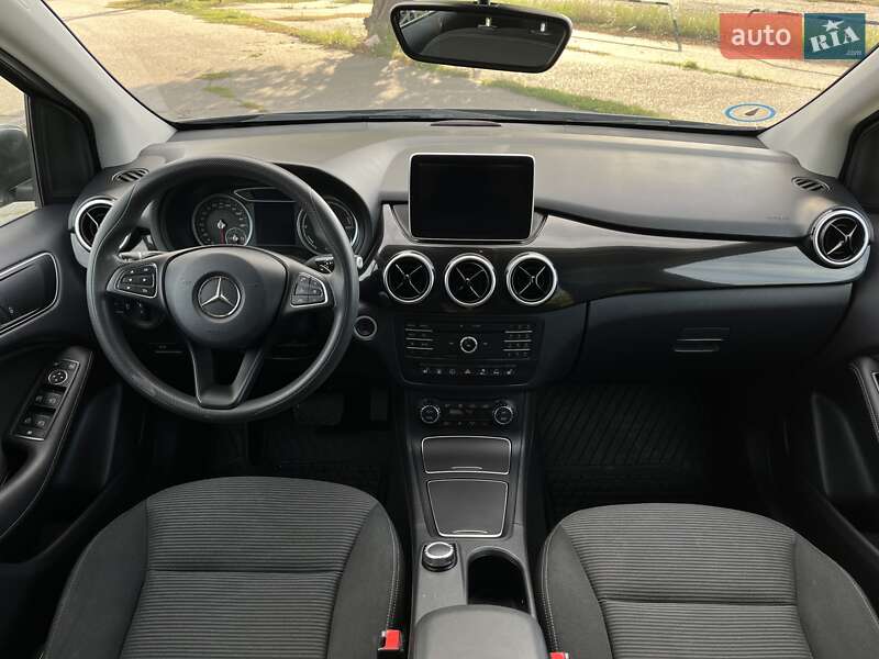 Mercedes-Benz B-Class 2015